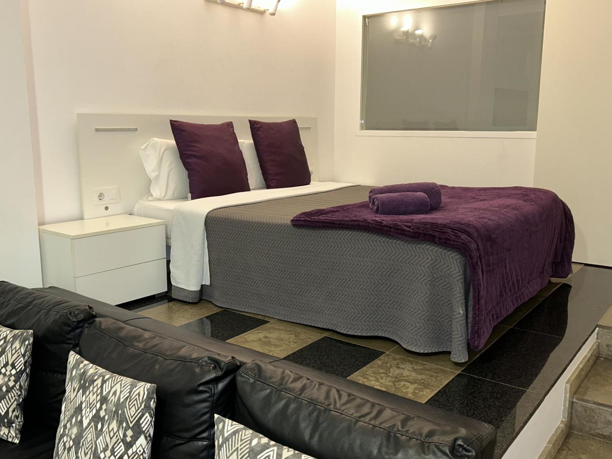Apartahotel Baldiri Sant Boi de Llobregat Kültér fotó