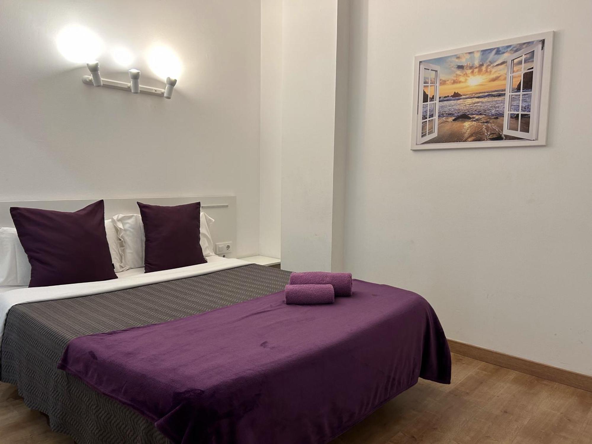 Apartahotel Baldiri Sant Boi de Llobregat Kültér fotó